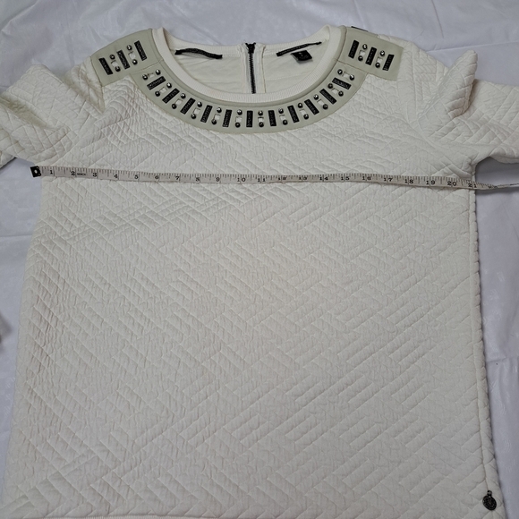 𝅺MAISON Scotch Quilted Embellished Neck Sweater - Picture 14 of 16